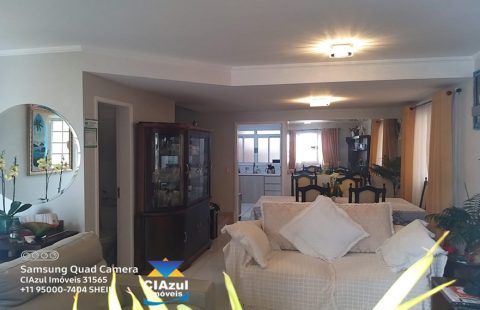 Casa em condomínio 3 dorms. 1 suíte 2 vagas